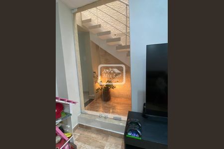 3_photo/94ceff7edf.20b1407c08fdccdc-ATLAS-0d28b4db-bfbd-4ee0-a9f2-ede30be79e3c.jpg de casa à venda com 3 quartos, 153m² em Jaguaribe, Osasco