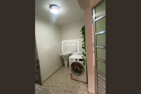 6_photo/94ceff7edf.20b1407c08fdccdc-ATLAS-446e976e-56cb-48b7-83ed-3dff628c4cf1.jpg de casa à venda com 3 quartos, 153m² em Jaguaribe, Osasco