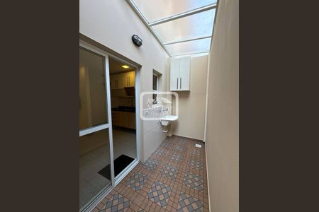 2_photo/94ceff8221.588d4a7fb74764b6-ATLAS-6a67f0c7-8aeb-4b6f-8fc6-6b59bcaa9400.jpg de casa à venda com 2 quartos, 60m² em Jaguaribe, Osasco