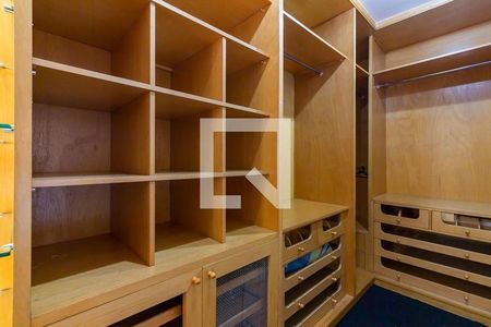 3_photo/94ceff8317.9d747f0b6f2fd000-ATLAS-09511098-776b-4e83-8703-b8361142e505.jpg de apartamento à venda com 4 quartos, 250m² em Jaguaribe, Osasco