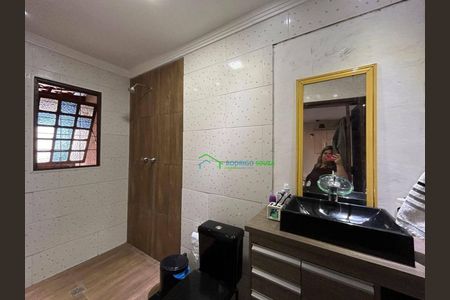 18_photo/94ceff8999.4cea1a0b3f6bbd2f-ATLAS-bb217d29-97c6-4df8-8e75-e8958a52d339.jpg de casa à venda com 3 quartos, 183m² em Veloso, Osasco