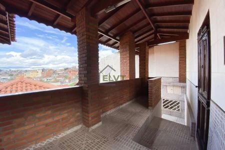 6_photo/94ceff8b31.ceff8192393c33de-ATLAS-19c7e2bc-d18a-49d9-bf8b-02fe0d97abf5.jpg de casa à venda com 2 quartos, 219m² em Veloso, Osasco