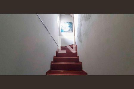 2_photo/94ceff8b3f.5138e2b24b90eb69-ATLAS-06098014-3e4a-40d5-b1c9-b63ce3082521.jpg de casa à venda com 2 quartos, 300m² em Veloso, Osasco