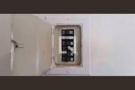 11_photo/94ceff8b3f.5138e2b24b90eb69-ATLAS-e034df7d-4c7d-4db2-b9b3-d288ec796c1d.jpg de casa à venda com 2 quartos, 300m² em Veloso, Osasco