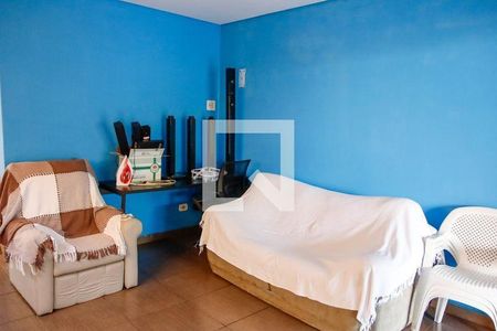 7_photo/94ceff8e4d.4bd2615f33144f40-ATLAS-69210222-774d-46fb-9775-d0519fbfa66c.jpg de casa à venda com 4 quartos, 207m² em Santo Antônio, Osasco