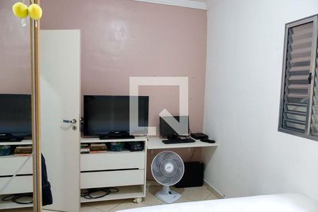 20_photo/94ceff8e4d.4bd2615f33144f40-ATLAS-96e87bd5-185d-46c7-850d-4f5ae9a4e789.jpg de casa à venda com 4 quartos, 207m² em Santo Antônio, Osasco