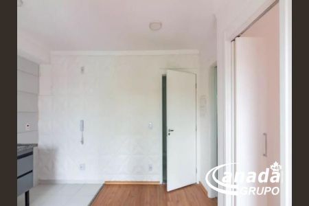 3_photo/94ceff9bab.3c69b295f03b6ac4-ATLAS-fd3d5ca3-bf15-43d6-a656-aeff9aef63ad.jpg de apartamento à venda com 1 quarto, 32m² em Vila Yolanda, Osasco