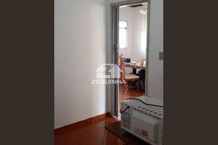 3_photo/94ceffa2fb.ceff8192393c33de-ATLAS-39769ab4-7e39-47bb-8757-9e03178efabc.jpg de casa para alugar com 1 quarto, 55m² em Vila Yolanda, Osasco