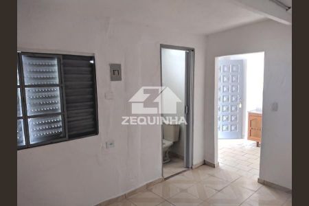 6_photo/94ceffa2fb.ceff8192393c33de-ATLAS-f4963faf-e122-4cbc-a314-e29ebeb55b03.jpg de casa para alugar com 1 quarto, 55m² em Vila Yolanda, Osasco