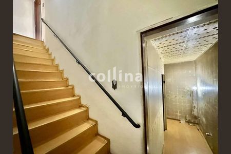 3_photo/94ceffa405.ceff8192393c33de-ATLAS-047b8aea-9cf9-4e9f-95c2-8a92a9212a4f.jpg de casa à venda com 3 quartos, 110m² em Jardim das Flores, Osasco