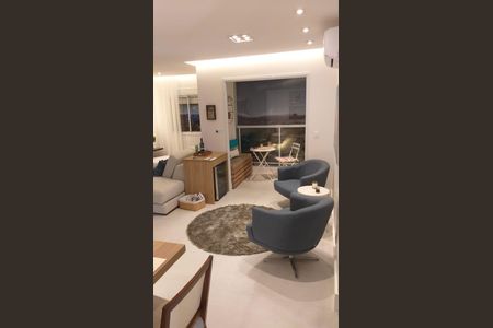 5_photo/94ceffa703.93b8fa184532727f-ATLAS-db3eed62-1dac-4dbd-914b-ca2fdd5f345d.jpg de casa à venda com 3 quartos, 64m² em Jardim das Flores, Osasco