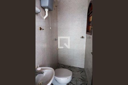 26_photo/94ceffa92f.828c431c7d69c527-ATLAS-162769f7-51a6-4d9a-852e-6f2ef78fd64c.jpg de casa à venda com 3 quartos, 221m² em Jardim das Flores, Osasco