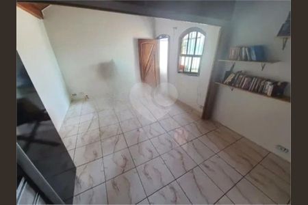 3_photo/94ceffa937.ceff8192393c33de-ATLAS-2cc3078d-4be5-4ae0-a9ec-08336437fec2.jpg de casa à venda com 3 quartos, 147m² em Jardim das Flores, Osasco