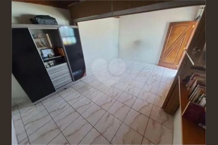 12_photo/94ceffa937.ceff8192393c33de-ATLAS-de9b30ea-5a82-41d2-9f02-0ae2f380146c.jpg de casa à venda com 3 quartos, 147m² em Jardim das Flores, Osasco