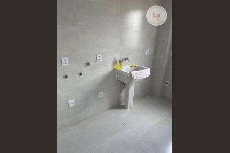 2_photo/94ceffa93b.2f15d505e37c7ac5-ATLAS-6649afcf-c3ff-4253-a366-3f27d404f128.jpg de casa de condomínio à venda com 3 quartos, 252m² em Jardim das Flores, Osasco