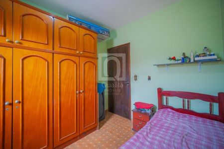 18_photo/94ceffac7d.f34ea19b5153c875-ATLAS-7a5359bb-913a-465e-aee7-38ba27ad76d1.jpg de casa à venda com 5 quartos, 234m² em Jardim das Flores, Osasco