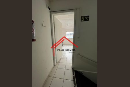 2_photo/94ceffadb5.0e66440d12bdd824-ATLAS-136d46d9-a974-4ebc-9779-4db54503b7d9.jpg de apartamento para alugar com 1 quarto, 33m² em Km 18, Osasco