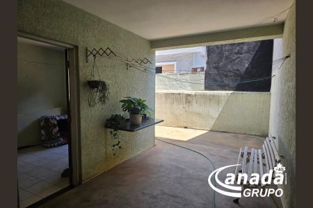 12_photo/94ceffae4d.bc17ec83dd09a1e0-ATLAS-eca91dd3-e311-4d6d-a4ce-235499b6d878.jpg de casa à venda com 3 quartos, 113m² em Jardim das Flores, Osasco