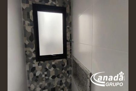 5_photo/94ceffb075.90b35dba037aa01f-ATLAS-b41d7c4f-74ed-42c4-b0e4-fd5f7cf0e490.jpg de casa à venda com 2 quartos, 60m² em Jardim das Flores, Osasco