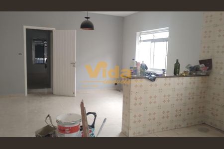 11_photo/94ceffb46b.a64aef6598c47c00-ATLAS-65883966-3f2c-40c5-ba67-9f8a56412a96.jpg de casa para alugar com 2 quartos, 260m² em Pestana, Osasco