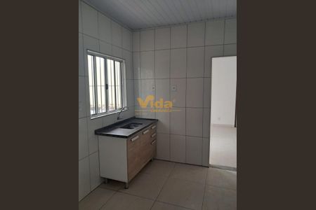 9_photo/94ceffb4d5.31b814cc611d1a2f-ATLAS-99136475-4265-428a-82d9-501b92cf4e36.jpg de casa para alugar com 1 quarto, 60m² em Km 18, Osasco