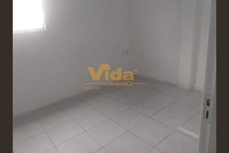 3_photo/94ceffb883.10655cb5bd00a8f7-ATLAS-74571624-779e-44a6-8d96-b8757e575c7a.jpg de casa para alugar com 1 quarto, 40m² em Jardim Roberto, Osasco