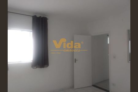 10_photo/94ceffb883.10655cb5bd00a8f7-ATLAS-b77af787-ba7d-40a7-a2e2-08f242578d6b.jpg de casa para alugar com 1 quarto, 40m² em Jardim Roberto, Osasco