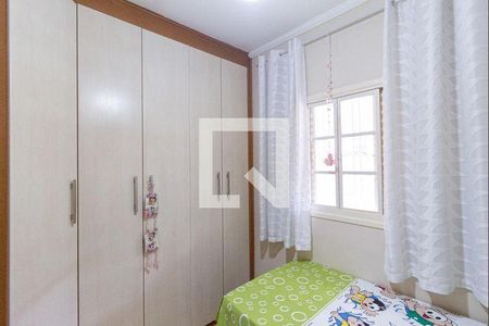 7_photo/94ceffb895.b63fb19834d8465e-ATLAS-305d0823-e5ee-40a2-8e65-e1755a1ade18.jpg de casa à venda com 3 quartos, 247m² em Jardim Roberto, Osasco