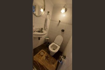 9_photo/94ceffba0b.4b82c41fd16be7ad-ATLAS-3d83fad9-60b0-4cdb-881f-598ea7610fda.jpg de casa à venda com 3 quartos, 450m² em Pestana, Osasco