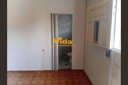 10_photo/94ceffbaef.0c545a3b42f8eb96-ATLAS-d58b3a60-5460-4745-825a-488e5e475afb.jpg de casa para alugar com 1 quarto, 48m² em Jardim das Flores, Osasco