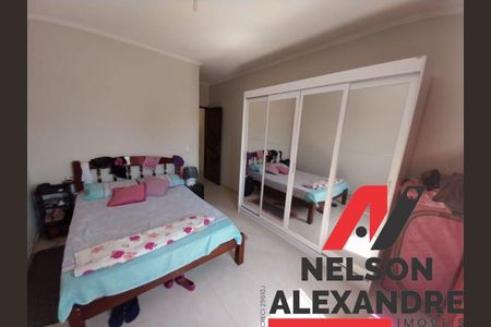 7_photo/94ceffbcf9.7a37549eceeba21f-ATLAS-e2f93c3d-6633-432f-8e07-cce77f6d76e2.jpg de casa à venda com 3 quartos, 157m² em Pestana, Osasco