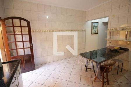 7_photo/94ceffbd75.e84d945a244a9b24-ATLAS-421c64e4-21ed-48ec-874e-b5df37078efc.jpg de casa à venda com 3 quartos, 156m² em Pestana, Osasco