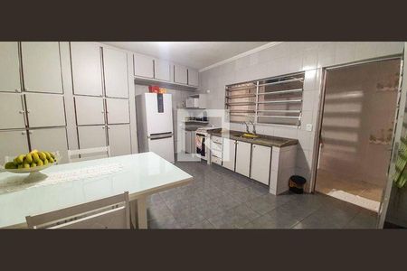 7_photo/94ceffbe2d.206353ecc2220d31-ATLAS-57ee8d15-44fd-4703-8ee3-49bd49f70401.jpg de casa à venda com 3 quartos, 180m² em Jardim Roberto, Osasco