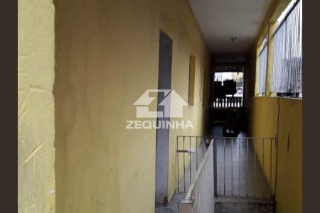 5_photo/94ceffbf33.ceff8192393c33de-ATLAS-89b582c8-e437-45e5-aee4-3051916e4078.jpg de casa à venda com 3 quartos, 200m² em Pestana, Osasco