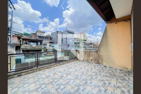 3_photo/94ceffc105.2d257ce0050a8e83-ATLAS-1eb237ce-3852-4394-b63e-9fc8b4768158.jpg de casa à venda com 4 quartos, 250m² em Jardim Roberto, Osasco