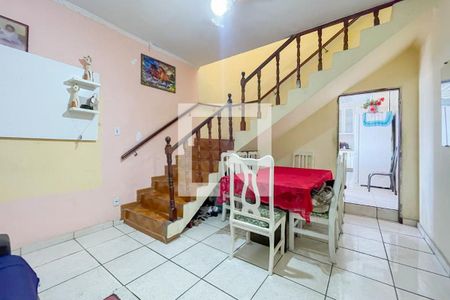 4_photo/94ceffc105.2d257ce0050a8e83-ATLAS-a2164cc6-584a-4b2f-83cf-8a955286142b.jpg de casa à venda com 4 quartos, 250m² em Jardim Roberto, Osasco