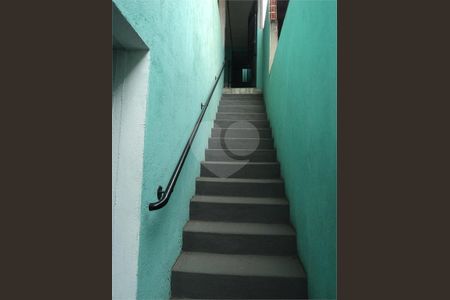 6_photo/94ceffc6b7.f861ecc718bdcbd7-ATLAS-e01f1c5b-fa4e-4d21-b48a-6f45bfe79984.jpg de casa à venda com 5 quartos, 350m² em Jardim Roberto, Osasco