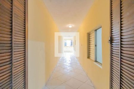 8_photo/94ceffc8cf.3bf269ff0e4d2c04-ATLAS-65098f50-e648-4250-8eeb-fa144ac40447.jpg de casa à venda com 6 quartos, 400m² em Quitaúna, Osasco