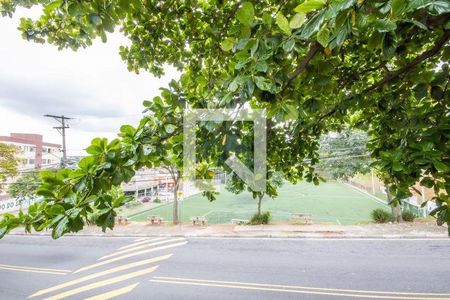 4_photo/94ceffc93b.3c2637ef58290670-ATLAS-2efcd8df-eab2-4eb8-8a4e-fdaf26ff0883.jpg de casa à venda com 2 quartos, 200m² em Cidade das Flores, Osasco