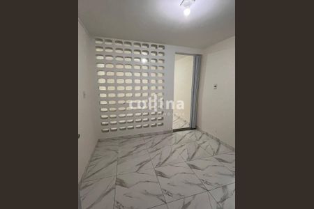 12_photo/94ceffcb85.ceff8192393c33de-ATLAS-eea8565d-ef1d-442e-87e1-8d9256ec798f.jpg de casa à venda com 3 quartos, 80m² em Vila Santa Catarina, Osasco