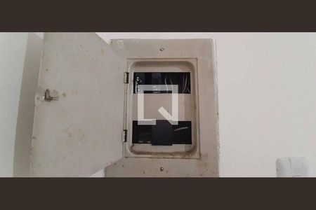 5_photo/94ceffcbfd.af8f80b1b2323eea-ATLAS-23f401ce-aa91-45b9-bcd3-4a5fd33ffa40.jpg de casa à venda com 3 quartos, 200m² em Quitaúna, Osasco