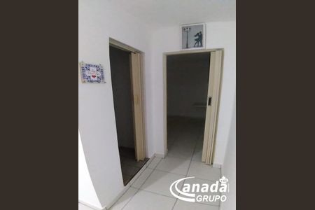 4_photo/94ceffcc3d.1aa5b8f538f3adaf-ATLAS-ca33d6ce-5477-4f45-9d90-d8fae35f3b07.jpg de casa à venda com 3 quartos, 251m² em São Pedro, Osasco