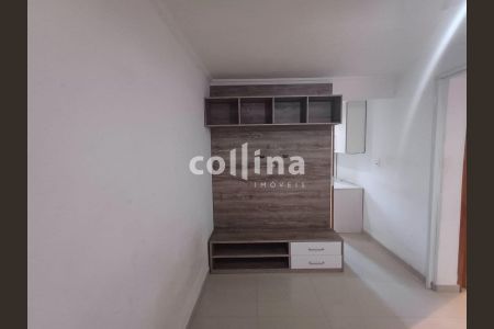 5_photo/94ceffd37f.ceff8192393c33de-ATLAS-0c6bc45a-6a3c-44a9-8d76-7f9b45926093.jpg de apartamento à venda com 3 quartos, 38m² em Conjunto Habitacional Presidente Castelo Branco, Carapicuíba