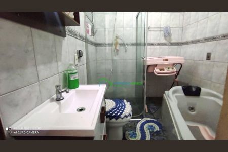 10_photo/94ceffd413.ceff8192393c33de-ATLAS-047eaa0e-a0eb-4f17-af29-d3370fb25878.jpg de casa à venda com 5 quartos, 240m² em Jardim Cecilia Cristina, Carapicuíba