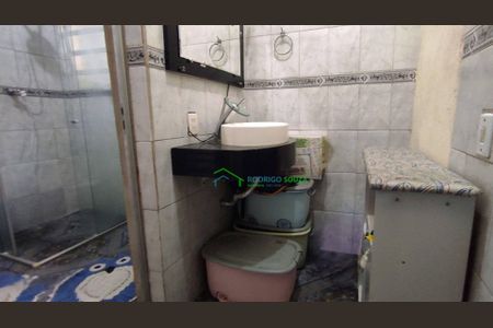 8_photo/94ceffd413.ceff8192393c33de-ATLAS-8f8e3263-a502-4cae-8a5b-6103389b3be0.jpg de casa à venda com 5 quartos, 240m² em Jardim Cecilia Cristina, Carapicuíba