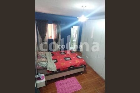 2_photo/94ceffd66b.ceff8192393c33de-ATLAS-87ecf02c-7a0b-40b8-bf0a-596d16f63bb6.jpg de casa à venda com 2 quartos, 147m² em Jardim Rosa Maria, Carapicuíba