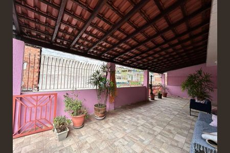 7_photo/94ceffd685.05acccb2dbb53537-ATLAS-97ab8d68-c1a6-4e79-a39c-e16f95e68130.jpg de casa à venda com 5 quartos, 222m² em Jardim Cecilia Cristina, Carapicuíba