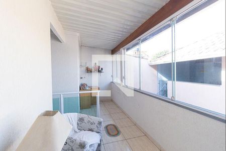 3_photo/94ceffdc51.4d21696e34f451c0-ATLAS-18db22fd-a1d1-44ee-9fba-92ed5c0c33e7.jpg de casa à venda com 4 quartos, 268m² em Bandeiras, Osasco