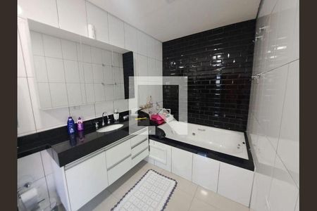 2_photo/94ceffdd5f.fad97a88a53e9b6a-ATLAS-054f13bd-5cb0-44e9-b7f3-0795b04d801f.jpg de casa à venda com 3 quartos, 270m² em Bandeiras, Osasco