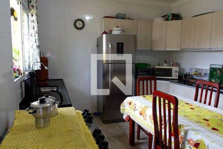 27_photo/94ceffea97.e38f2492aa902cd9-ATLAS-804b2d31-3435-4945-ba1a-b0a3efd1aaf5.jpg de casa à venda com 3 quartos, 190m² em Padroeira, Osasco